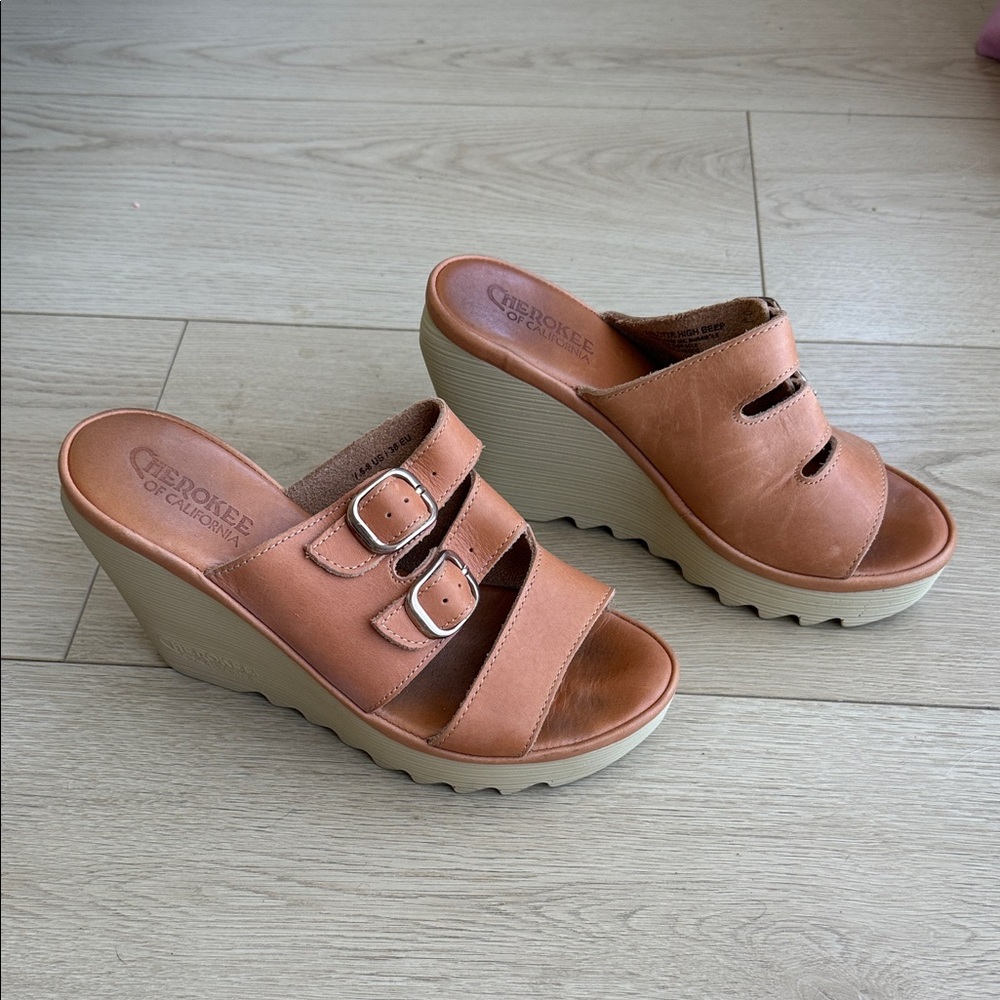 Cherokee Tan Leather Wedge Slide Sandals